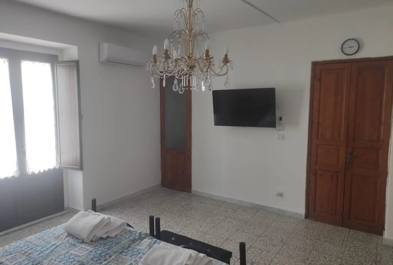 Al Municipio Villa Sperlinga 0*,